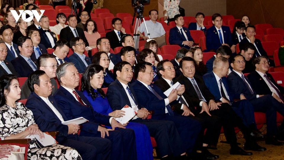 Party leader attends Jakarta concert marking 70 years of Vietnam – Indonesia diplomacy